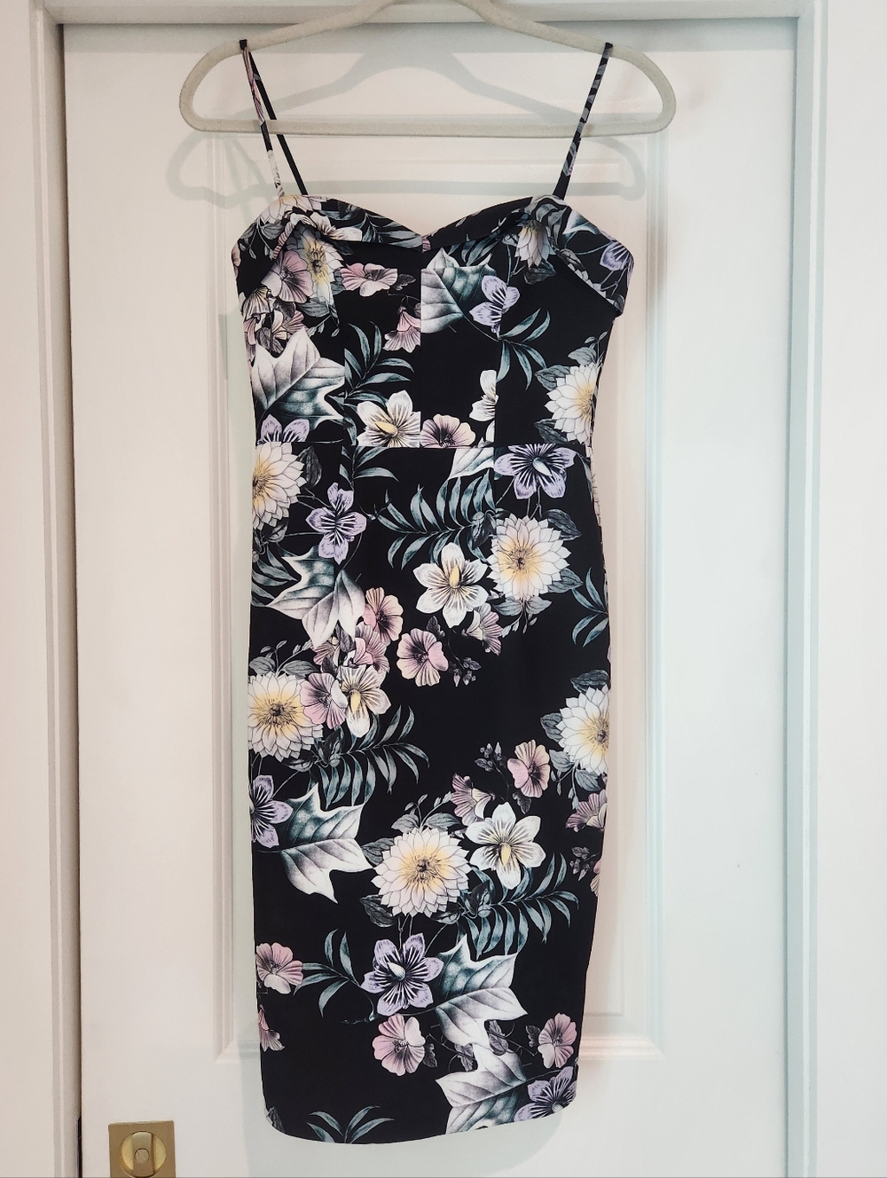 Black Halo Anthropologie Floral Spaghetti Strap Bodycon Dress Floral Size 0